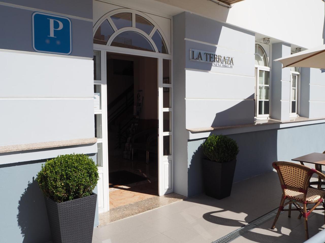 Hotel La Terraza مينيو المظهر الخارجي الصورة