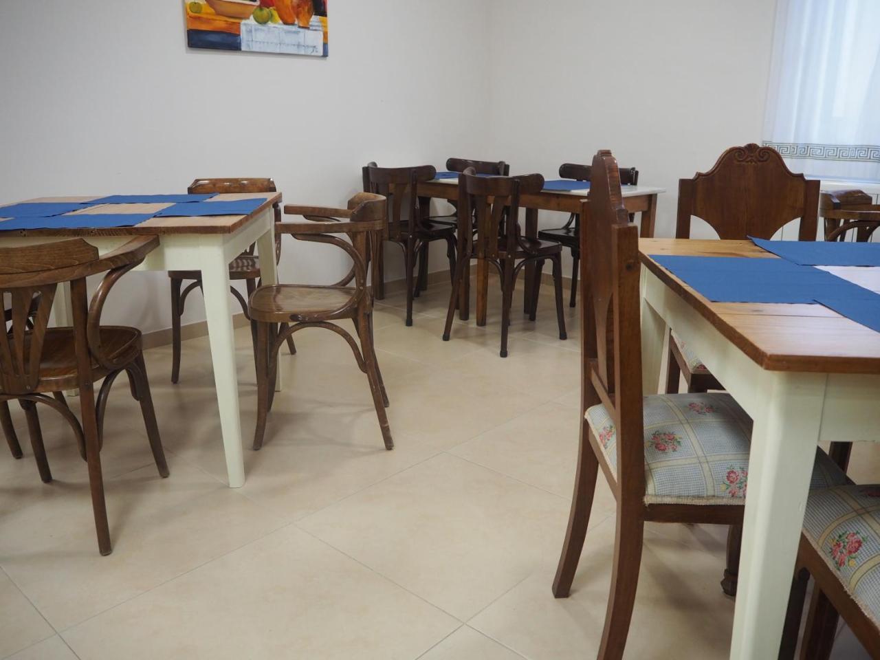 Hotel La Terraza مينيو المظهر الخارجي الصورة